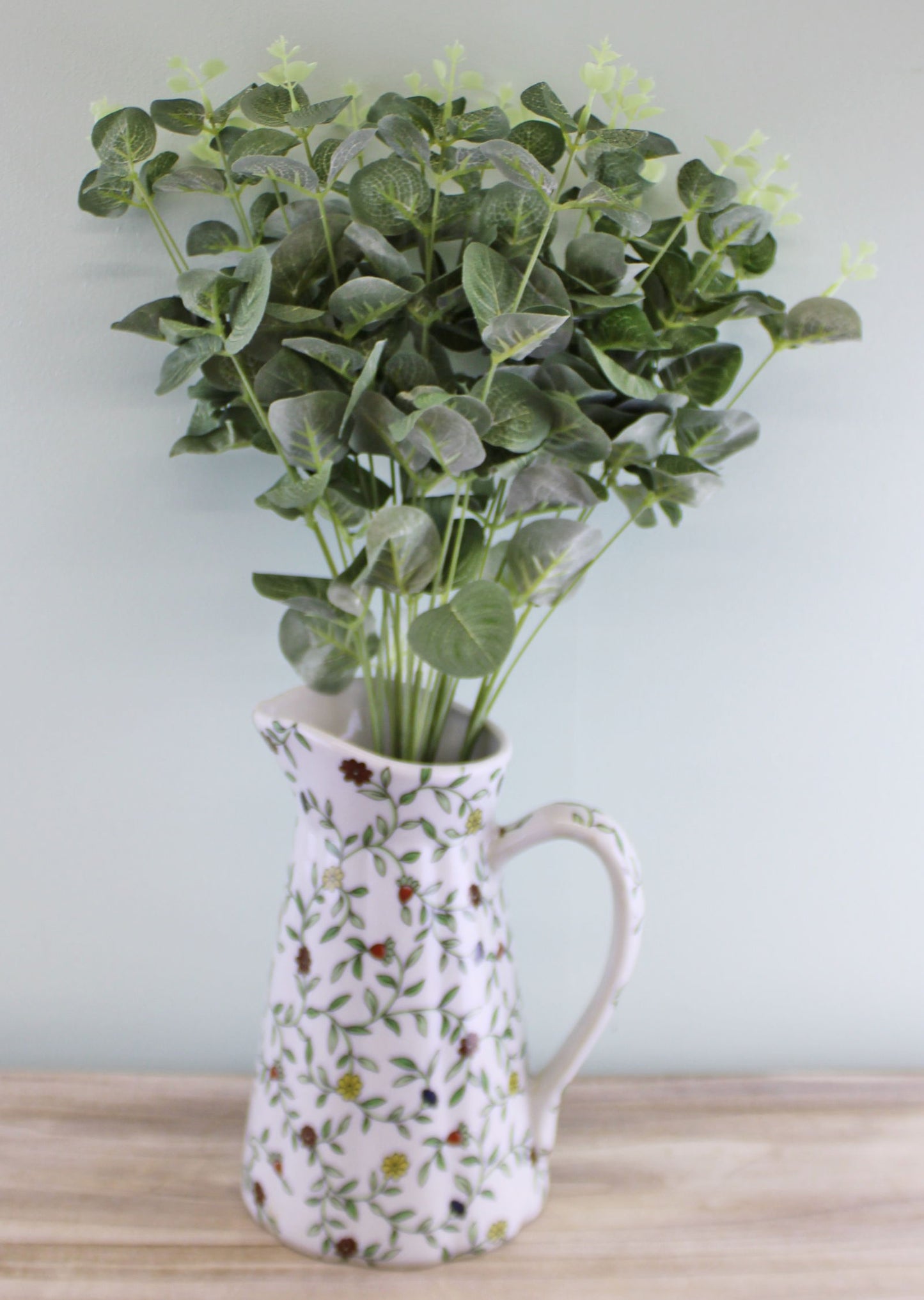 eucalyptus-leaf-spray-in-greenat Willow and Wine!